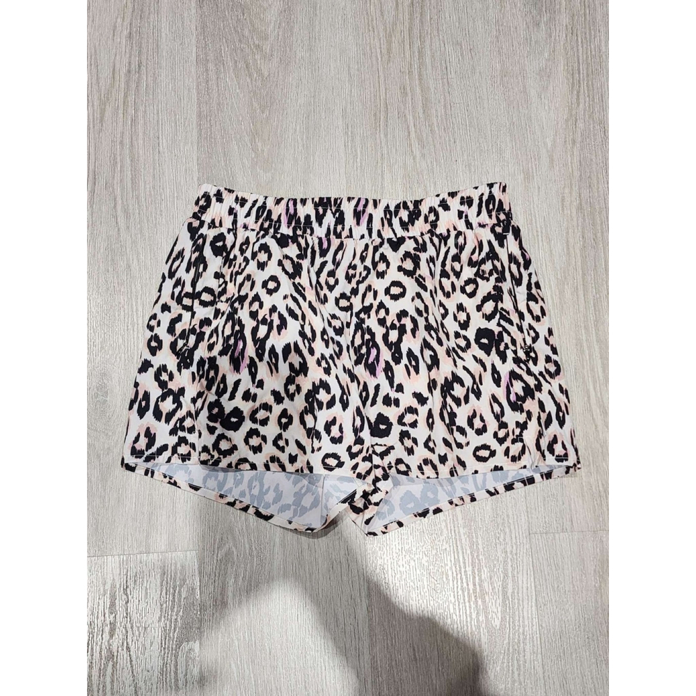 Calme Leopard Print Athletic Shorts Size M Elastic Waist Zipper Pockets Cheetah